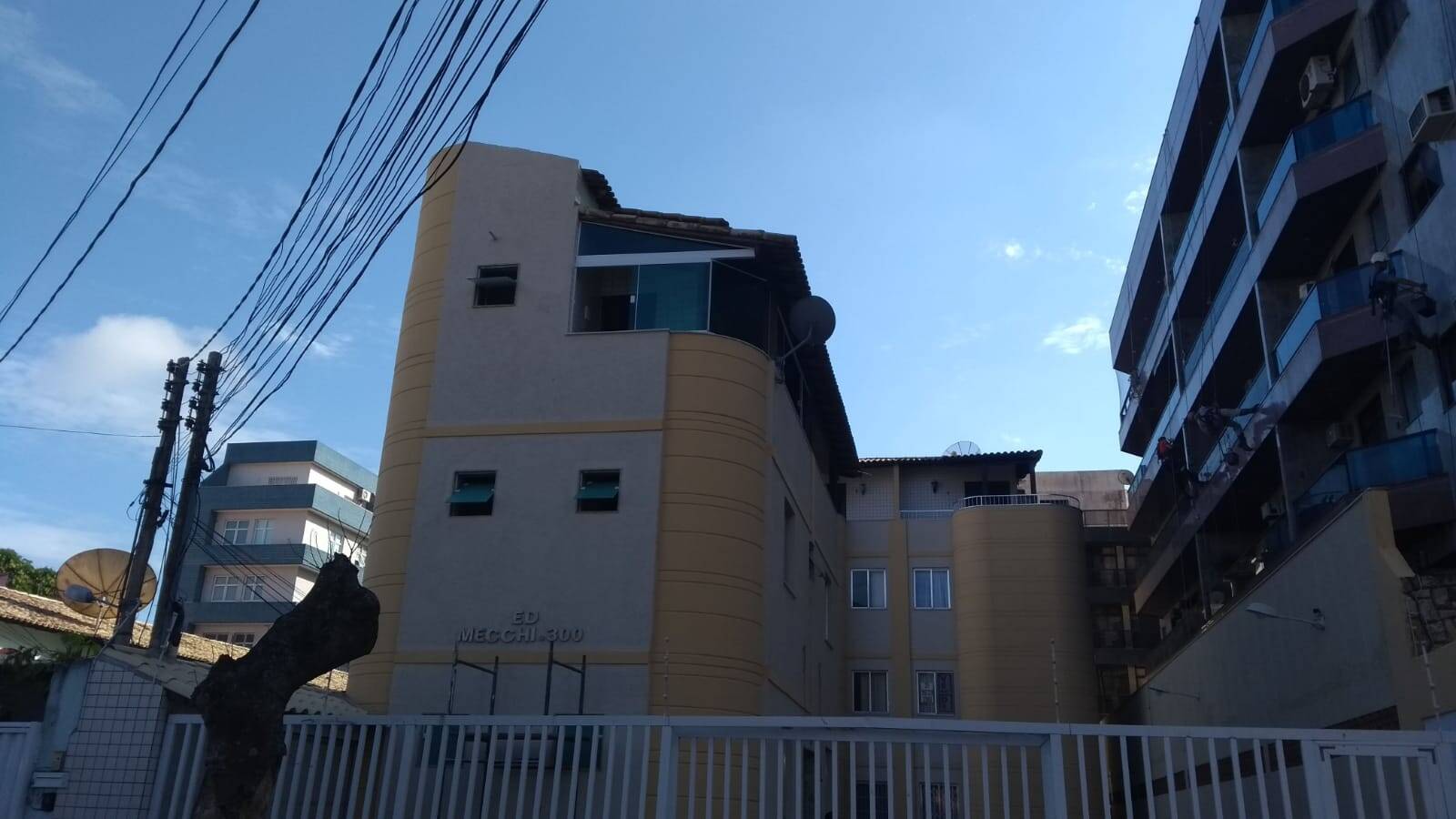 #1423 - Apartamento para Venda em Cabo Frio - RJ